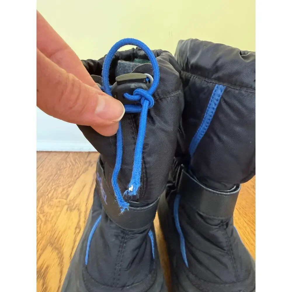 Sorel Boys' Blue and Black Winter Boots Size 5 Big Kid